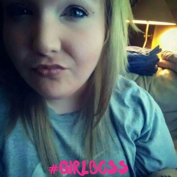 Meet your Posher, Kristen - Picture 1 of 1